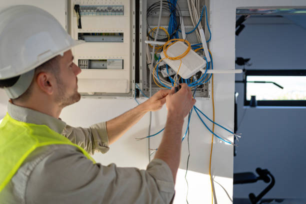 Best Emergency Electrical Repair  in Hartford, IL